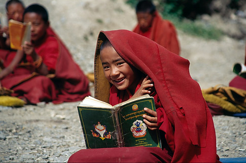 what are the four schools of Tibetan Buddhism